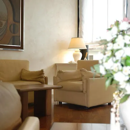 Continental Brescia Hotel 4*