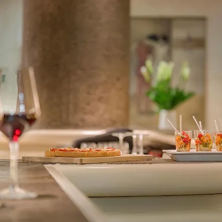 Hotel Continental Brescia 4*